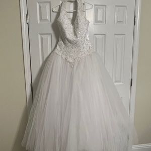 Wedding dress